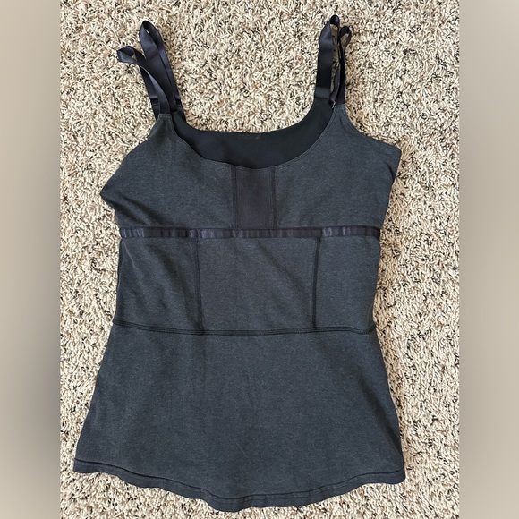 Lululemon Women's Black Tank, size 8 - Picture 1 of 5